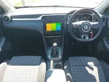 Usado MG ZS Excite 106 HP (77 kW) 2022 Vermelho SUV