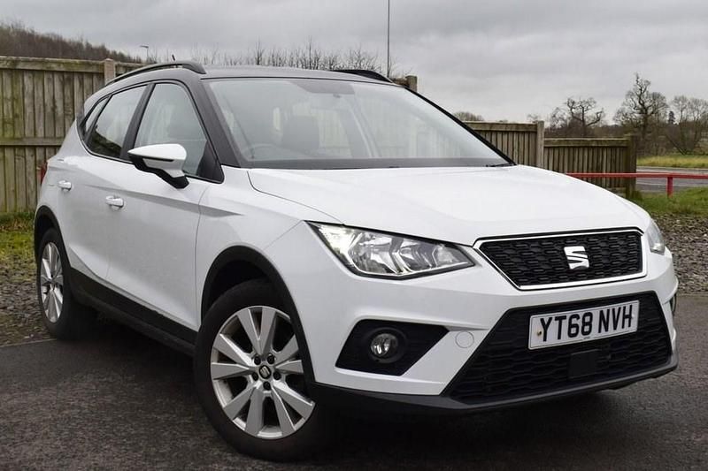 Used Seat Arona SE Technology 115 HP (84 kW) 2018 White SUV