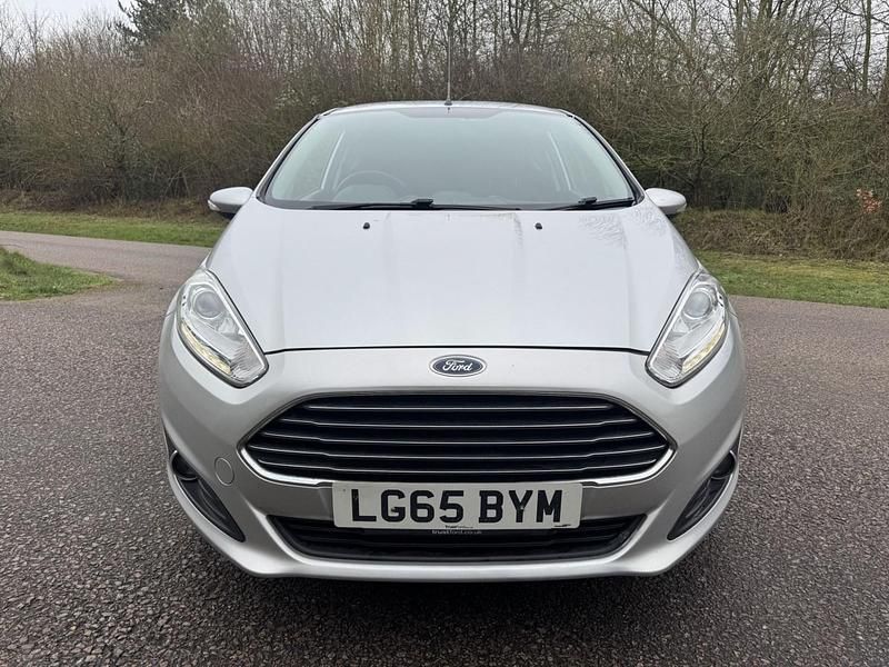 Used Ford Fiesta Zetec 2015 Silver Hatchback