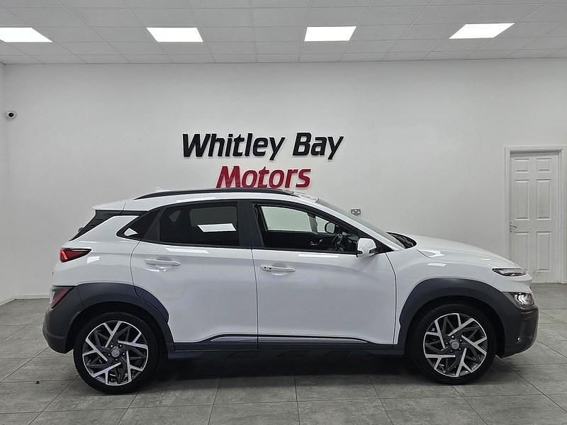 Used Hyundai Kona Ultimate 141 HP (103 kW) 2021 Atlas white SUV