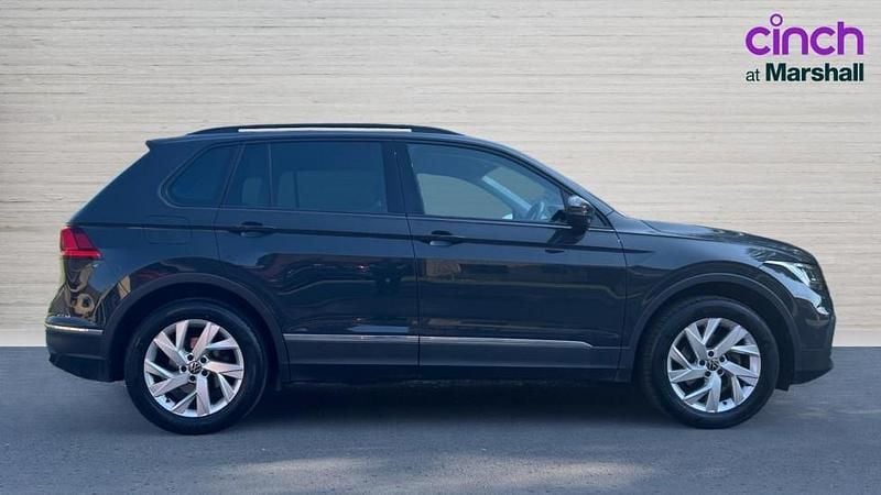 Used VW Tiguan Life 150 HP (110 kW) 2022 Grey SUV
