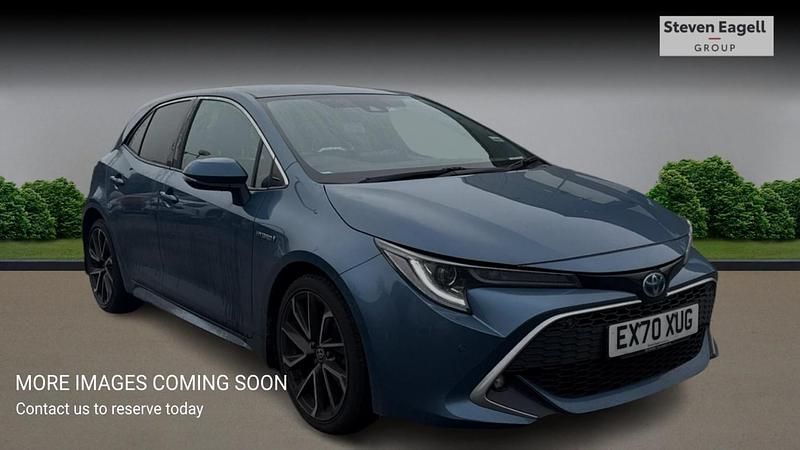 Used Toyota Corolla 122 HP (89 kW) 2020 Blue Hatchback