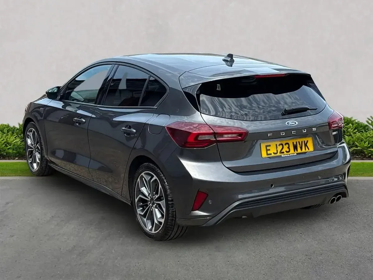 Used Ford Focus ST-Line X 2023 Grey Hatchback
