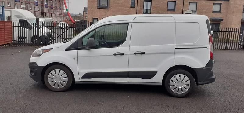 Second-hand Ford Transit Connect 75 CP (55 kW) 2016 Alb Monovolum
