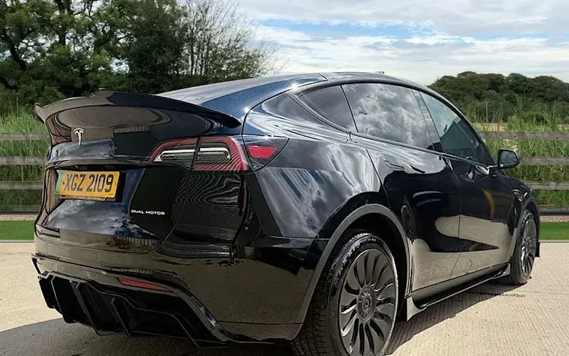 Used Tesla Model Y Long Range AWD 286 kW (389 HP) 2025 SUV