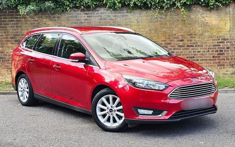 Used 2017 Ford Focus Titanium Estate | £3,950 (Fair price) - Image 1/4