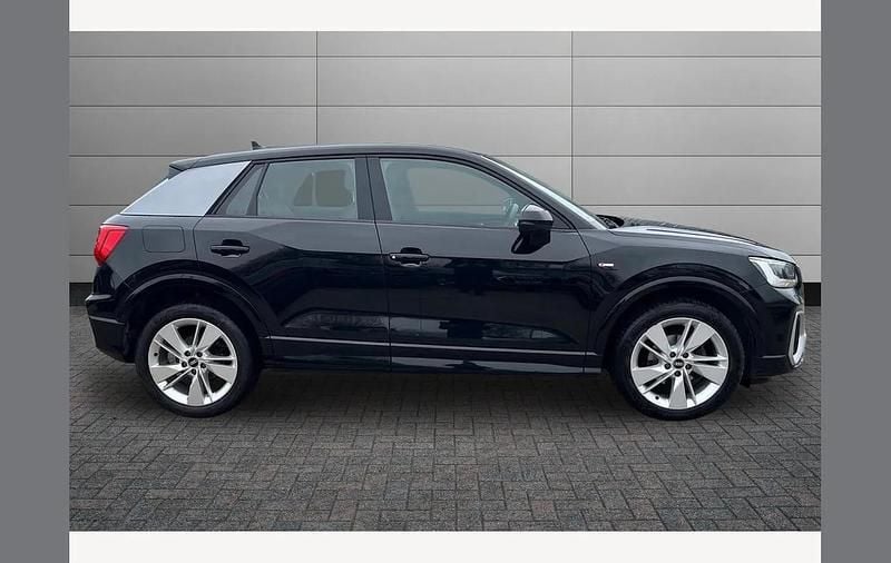Gebraucht Audi Q2 S-Line 150 PS (110 kW) 2021 Schwarz SUV