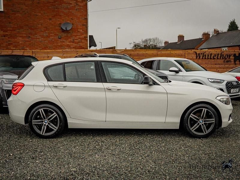 Used BMW 118 Sport Line 2018 White Hatchback