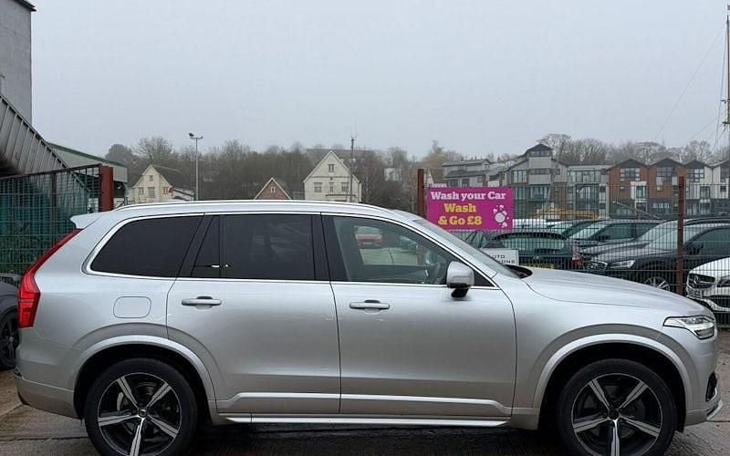 Used Volvo XC90 R-Design 235 HP (172 kW) 2019 SUV