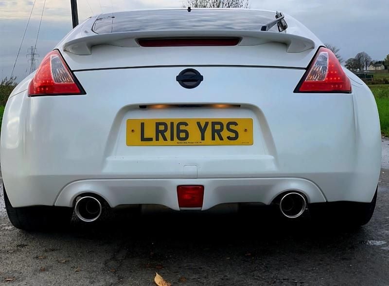 Used Nissan 370Z GT 370 HP (272 kW) 2016 White Coupe