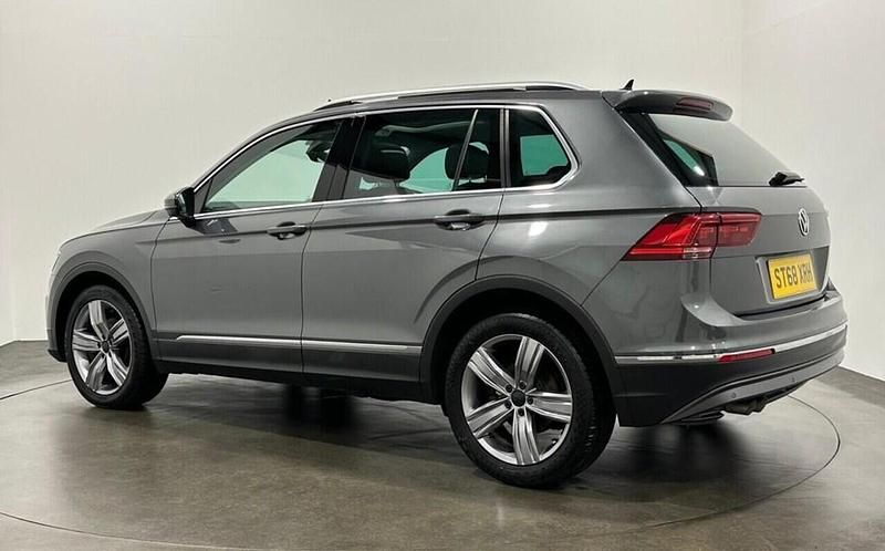 Used VW Tiguan SEL 150 HP (110 kW) 2018 Grey SUV