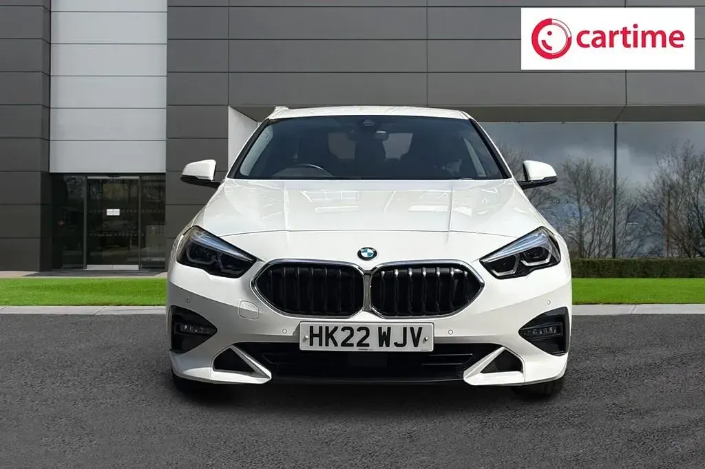 Used BMW 218 Sport Line 136 HP (100 kW) 2022 White Coupe