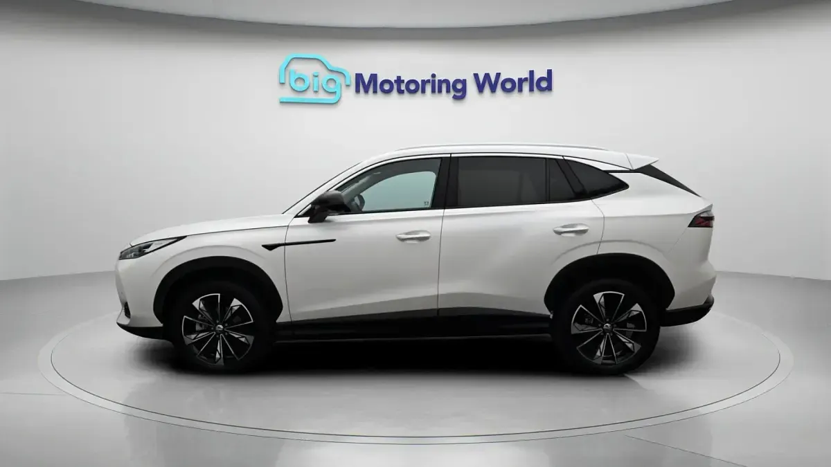 Used MG HS Trophy 170 HP (125 kW) 2025 White SUV