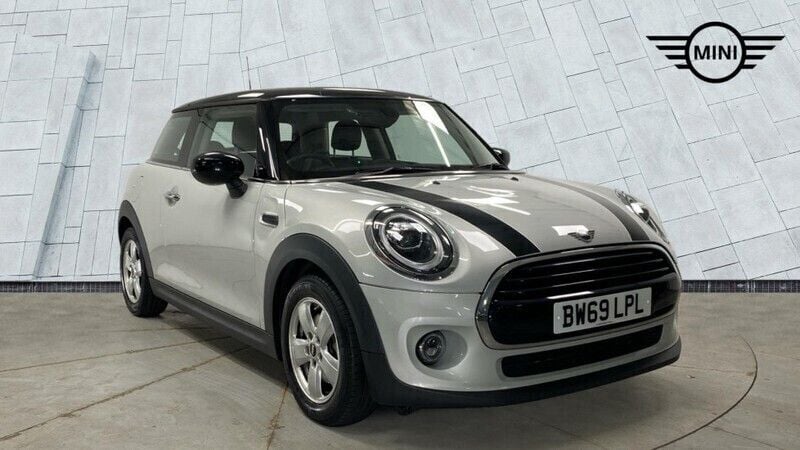 Silver Used 2020 Mini Cooper Classic Hatchback | £10,950 (Good price) - Image 1/4
