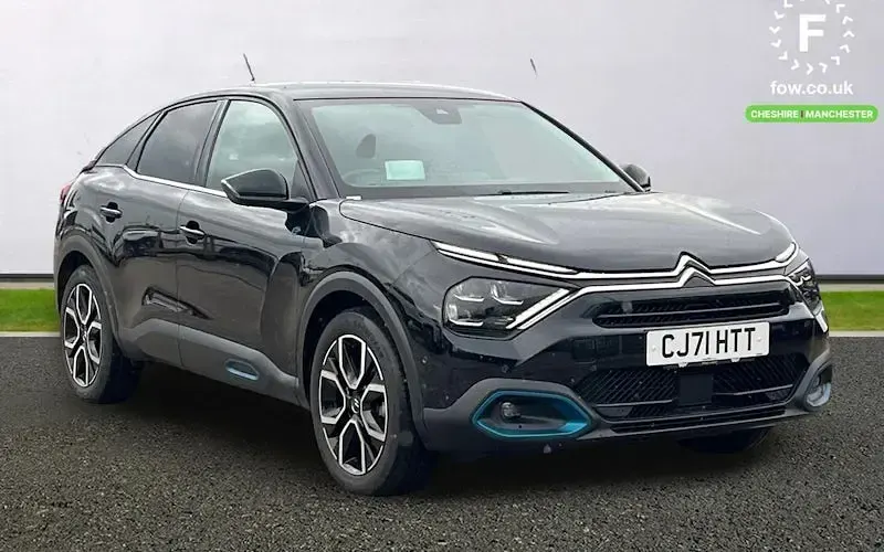 Begagnad Citroën e-C4 Shine 100 kW (136 HK) 2021 Halvkombi