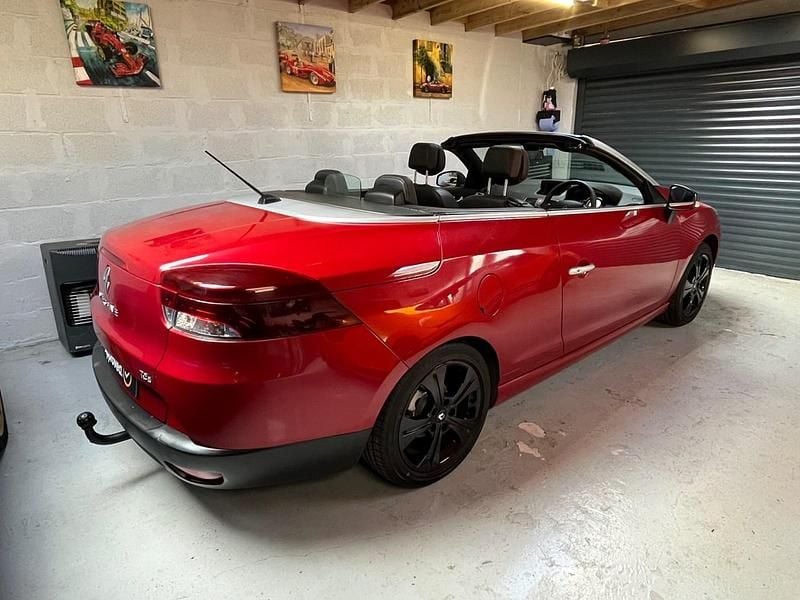 Używany Renault Mégane Cabriolet Dynamique 2010 Czerwony Kabriolet