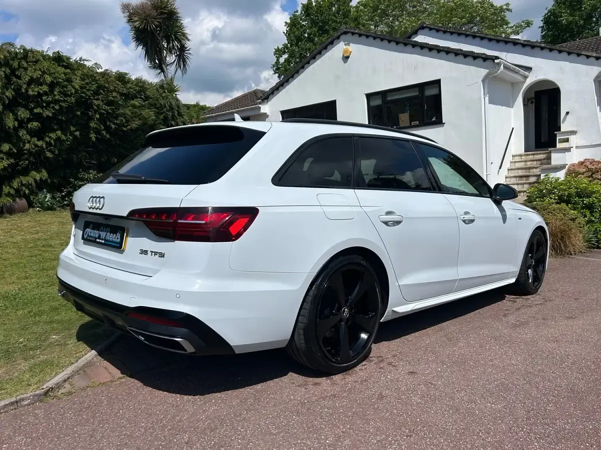 Used Audi A4 Black Edition 2020 White Estate