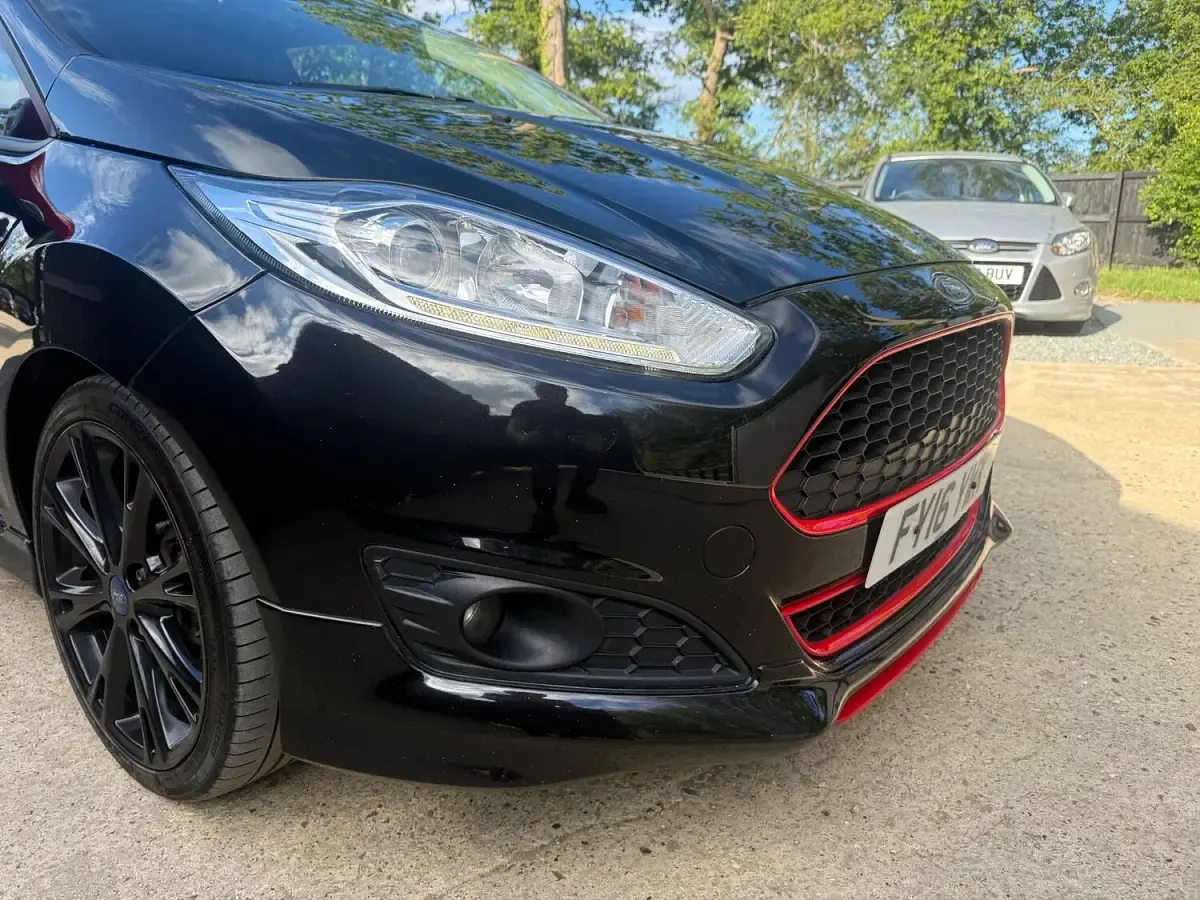 Used Ford Fiesta Zetec 2016 Black Hatchback