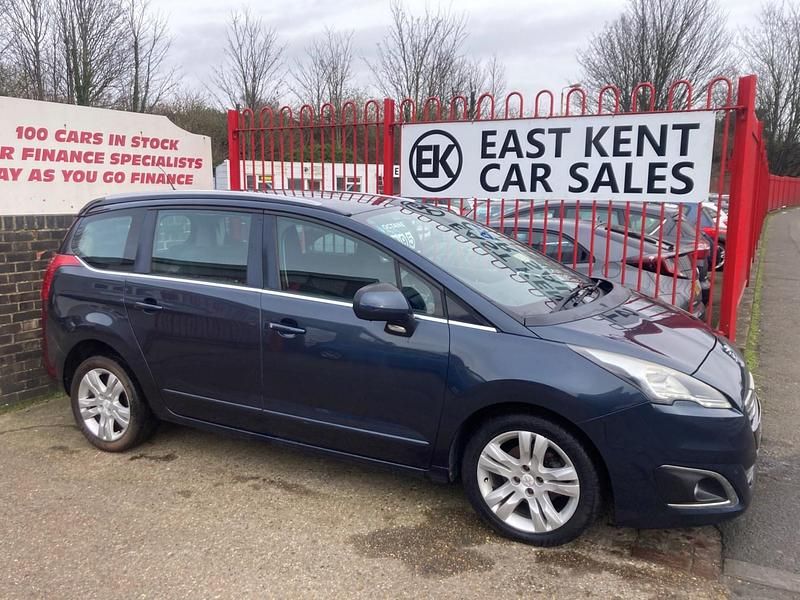 Used Peugeot 5008 Active 115 HP (84 kW) 2014 Blue MPV