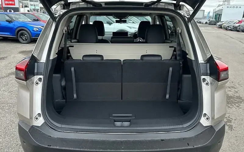 New Nissan X-Trail Tekna+ 163 HP (119 kW) 2026 SUV
