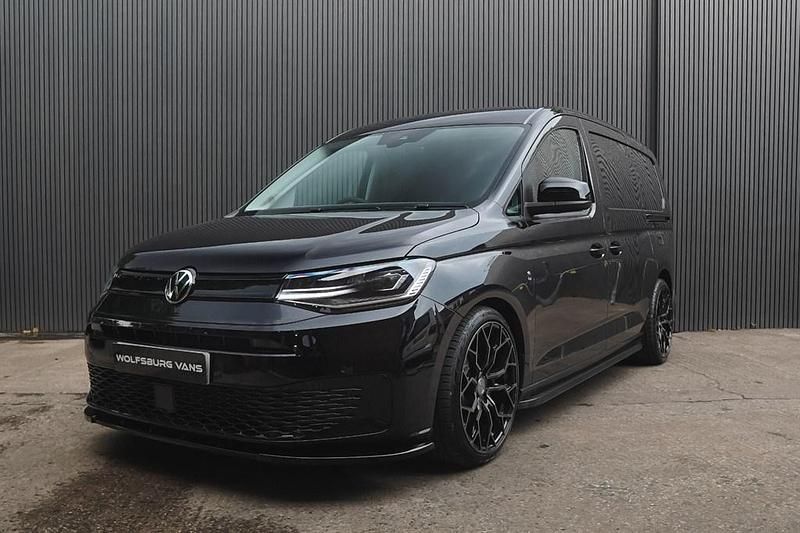 Deep pearl black New 2025 VW Caddy Maxi Pro MPV | £38,000 - Image 1/4