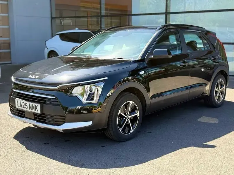 Używany Kia Niro 2025 Czarny SUV