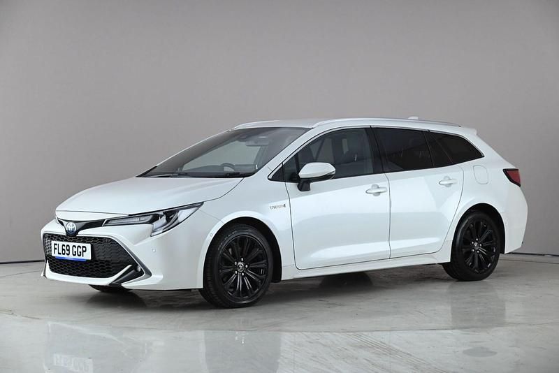 Used Toyota Corolla 2019 White Estate