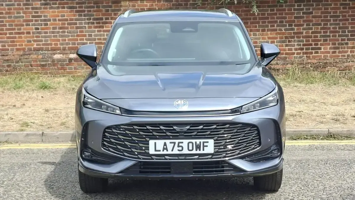 Used MG HS Trophy 221 HP (162 kW) 2025 Grey SUV