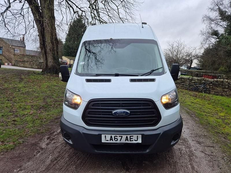 Used Ford Transit 130 HP (95 kW) 2018 White MPV