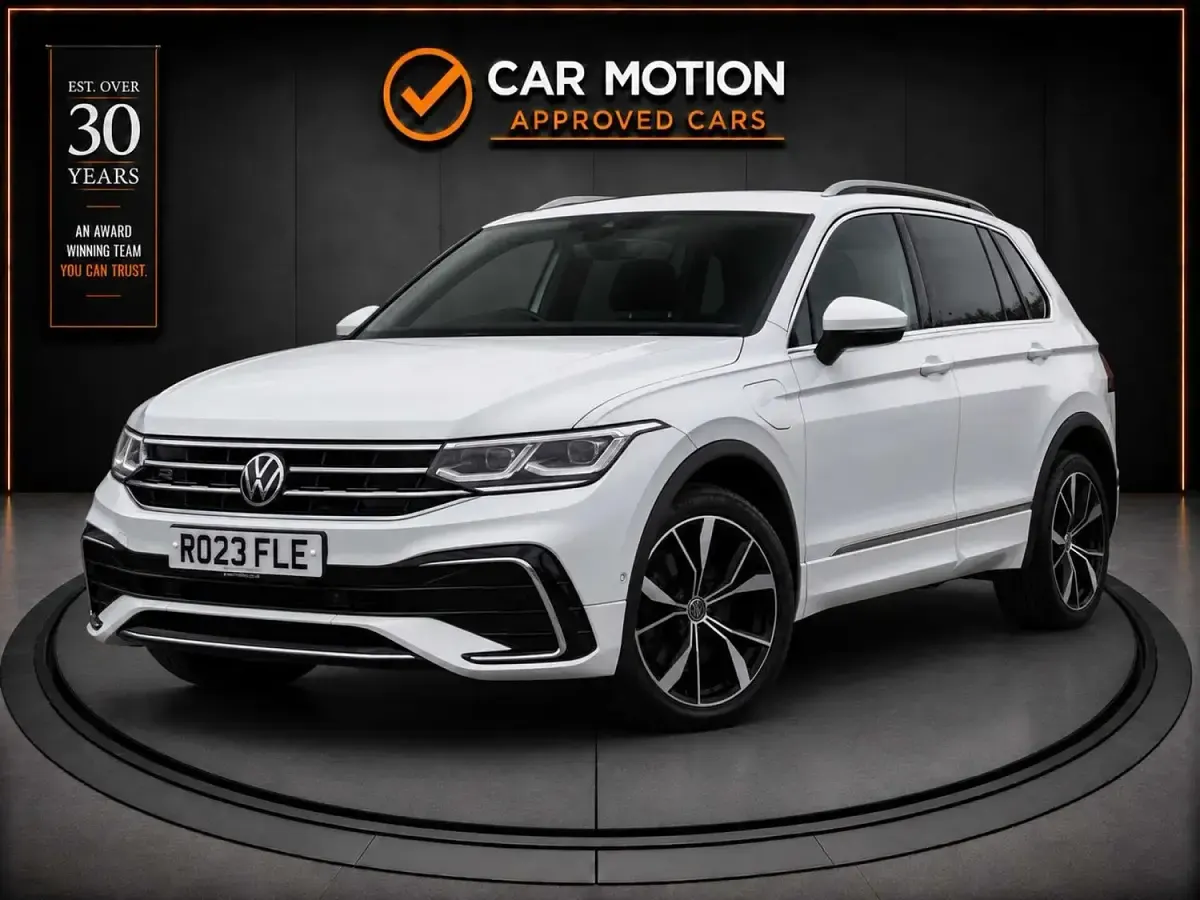 Used VW Tiguan R-line 245 HP (180 kW) 2023 White SUV