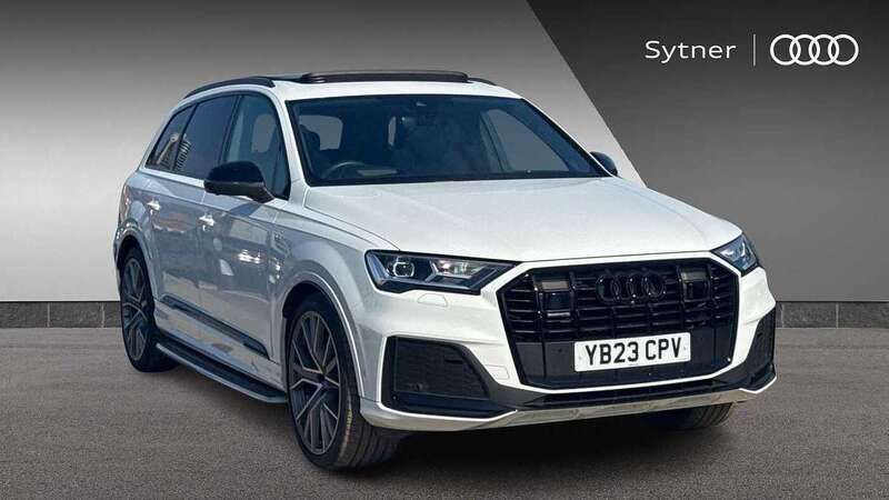 White Used 2023 Audi Q7 Comfort SUV | £59,000 (Fair price) - Image 1/4