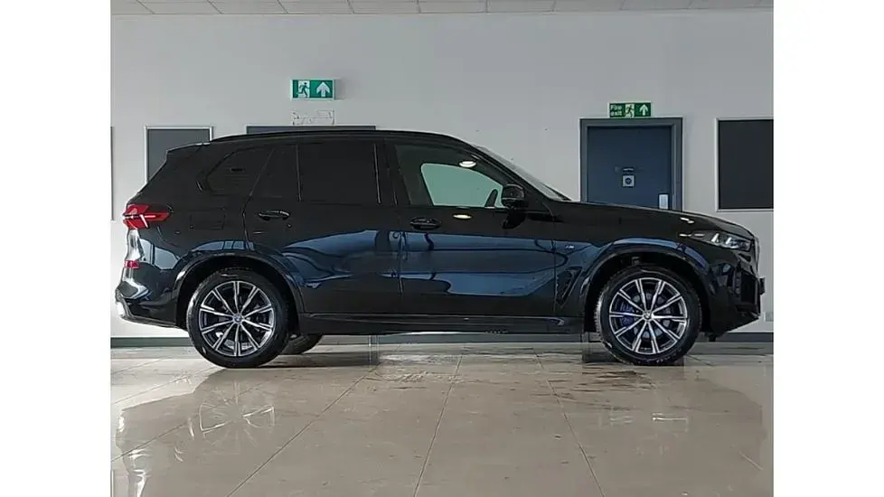 Used BMW X5 M Sport 298 HP (219 kW) 2025 Black SUV