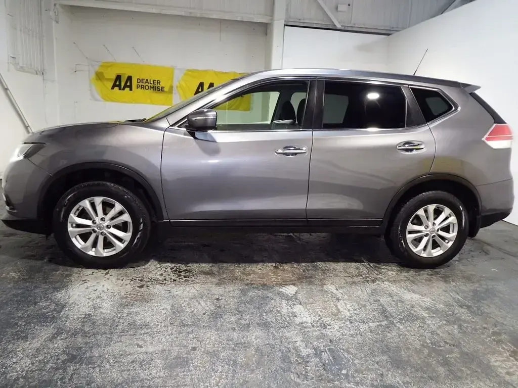 Used Nissan X-Trail Acenta 163 HP (119 kW) 2016 Grey SUV