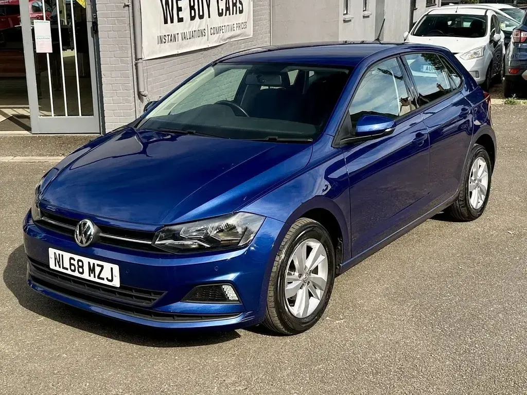 Used VW Polo SE 65 HP (47 kW) 2018 Blue Hatchback