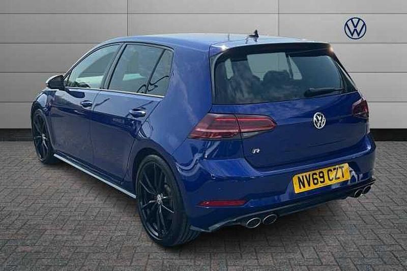 Begagnad VW Golf VII R 300 HK (220 kW) 2019 Blå Halvkombi
