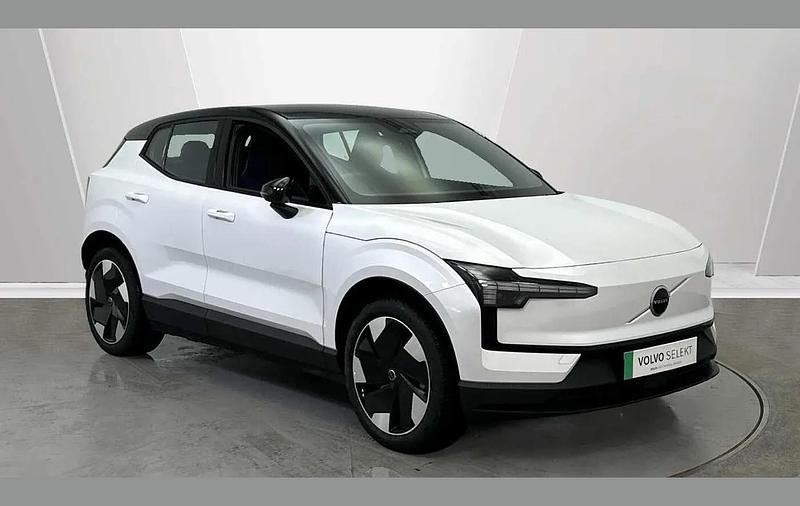 White New 2025 Volvo EX30 Plus SUV | £29,750 (Fair price) - Image 1/3