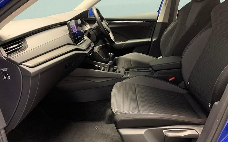 Blue Used 2022 Skoda Octavia SE Estate | £20,047 (Fair price) - Image 1/2