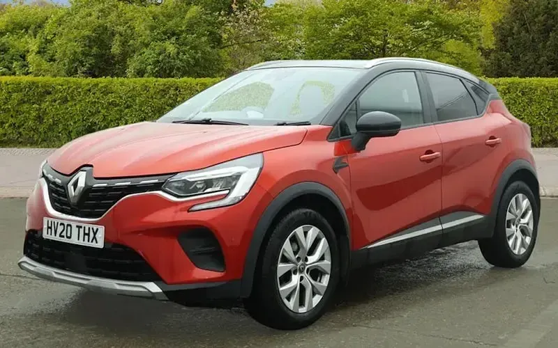 Begagnad Renault Captur Iconic 95 HK (69 kW) 2020 Röd SUV