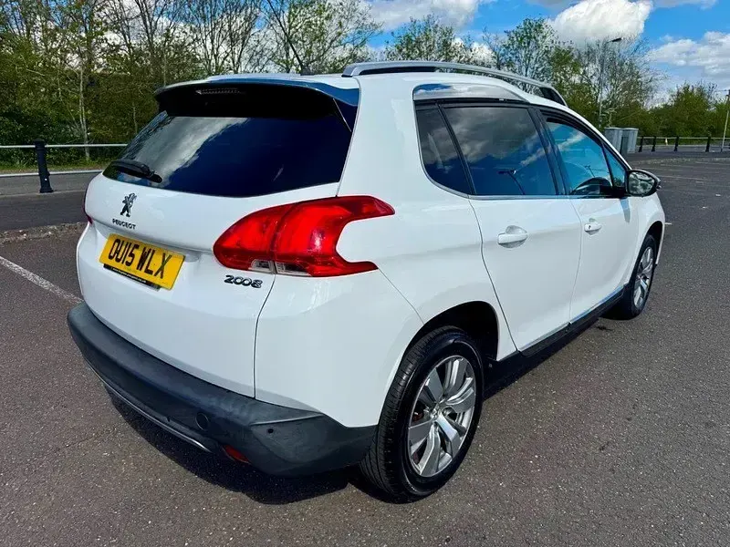 Usado Peugeot 2008 Allure 2015 Branco SUV