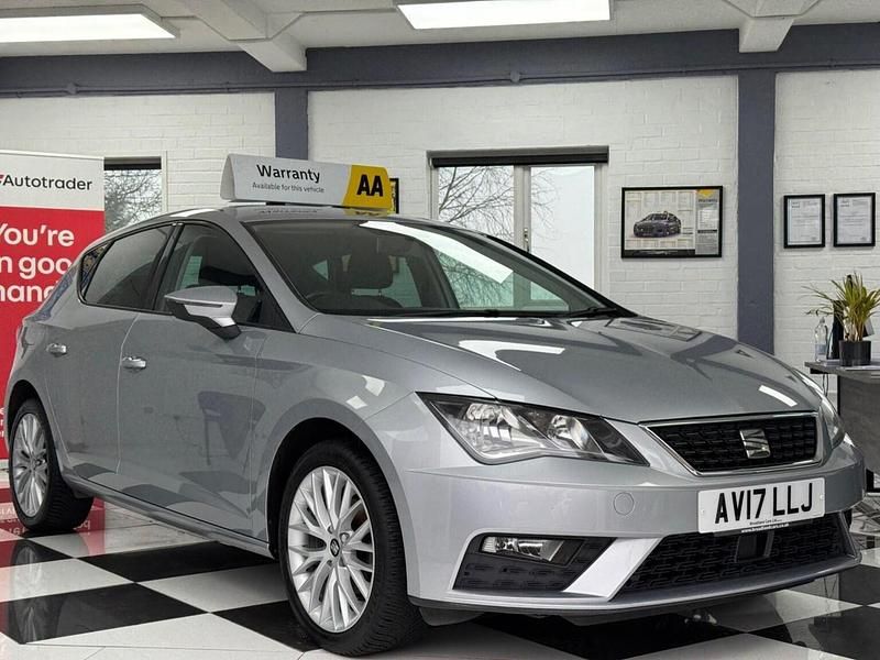 Used Seat Leon SE Dynamic 110 HP (80 kW) 2017 Silver Hatchback