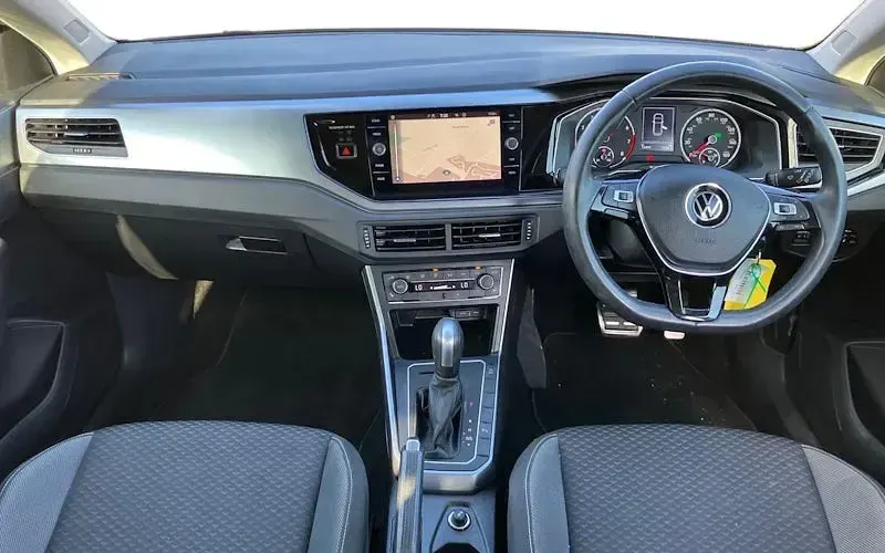 Used VW Polo Active 95 HP (69 kW) 2021 White Hatchback