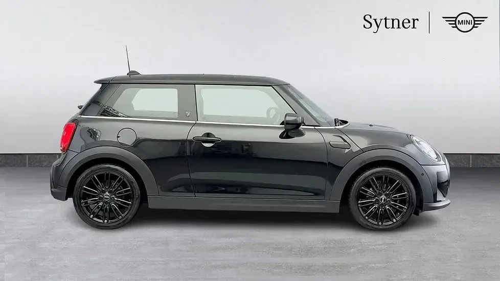 Used Mini Cooper Exclusive 134 HP (98 kW) 2024 Black Hatchback