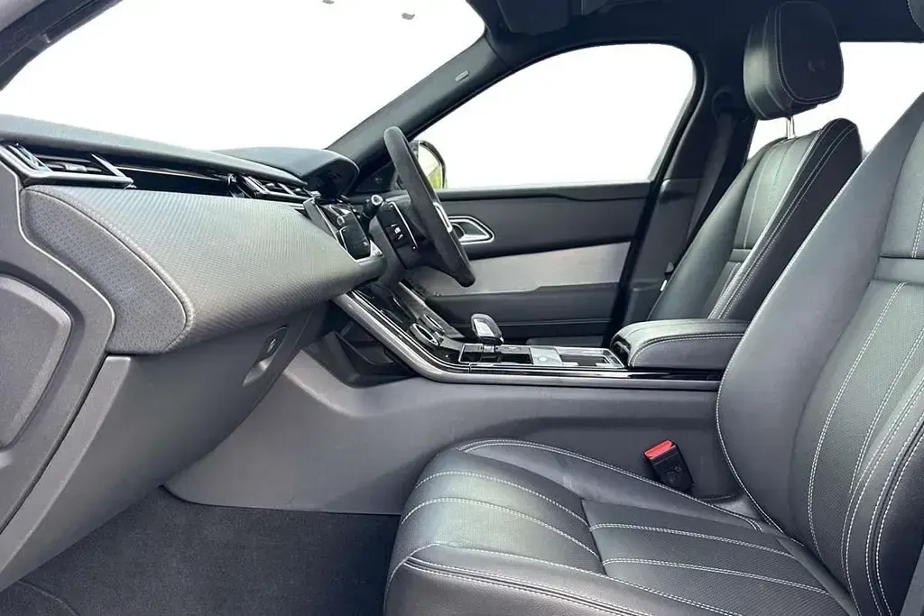 Second-hand Land Rover Range Rover Velar 200 CP (147 kW) 2021 Gri SUV