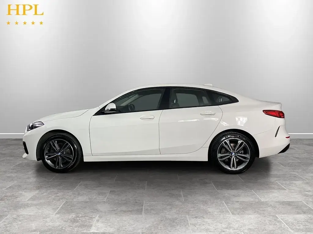 Used BMW 218 Sport Line 136 HP (100 kW) 2022 White Coupe