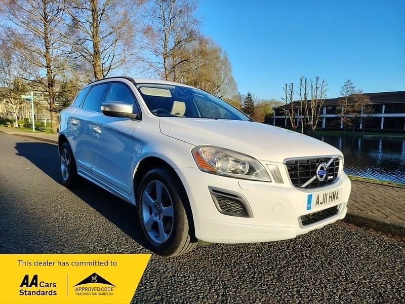 Used Volvo XC60 R-Design 205 HP (150 kW) 2011 White SUV
