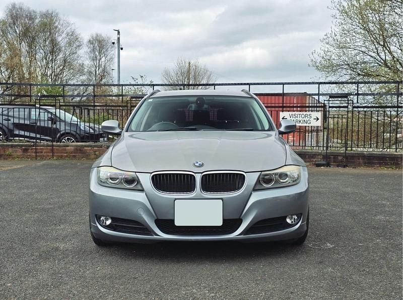 Used BMW 320 2011 Grey Estate
