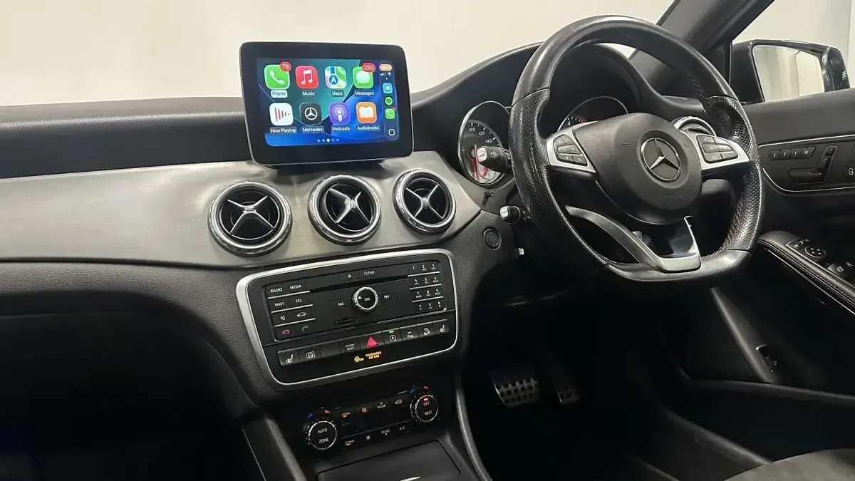 Used Mercedes GLA220 AMG line 177 HP (130 kW) 2016 Blue SUV
