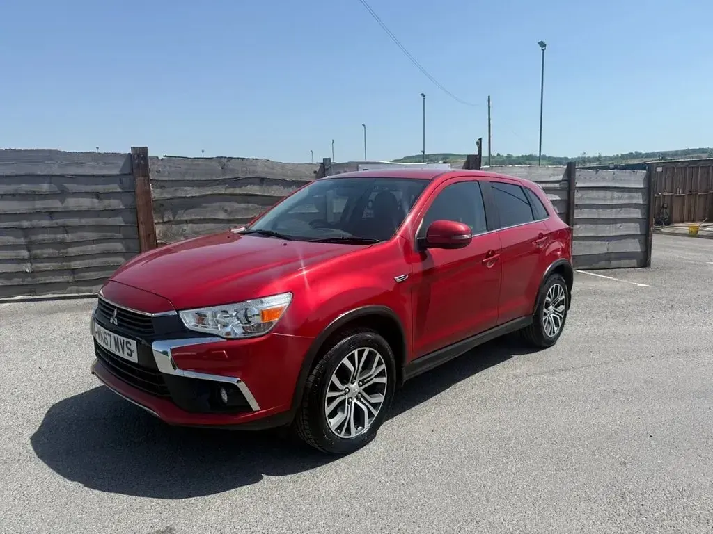 Used Mitsubishi ASX 117 HP (86 kW) 2017 Red SUV