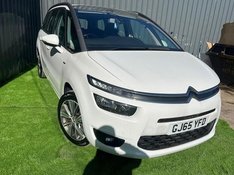 Used Citroën Grand C4 Picasso Exclusive 120 HP (88 kW) 2015 White MPV