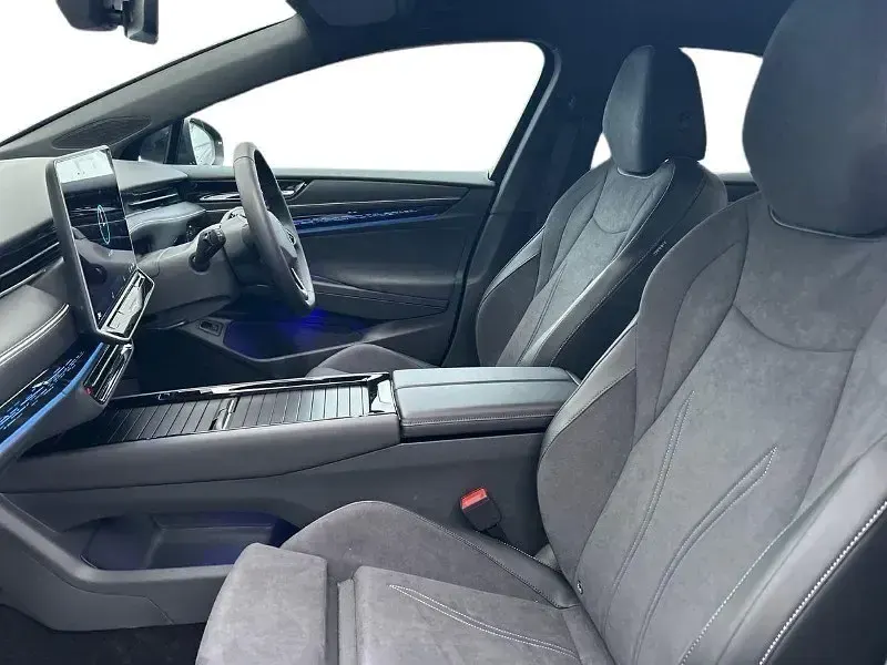 Begagnad VW ID.7 Pro 210 kW (286 HK) 2025 Blå Halvkombi
